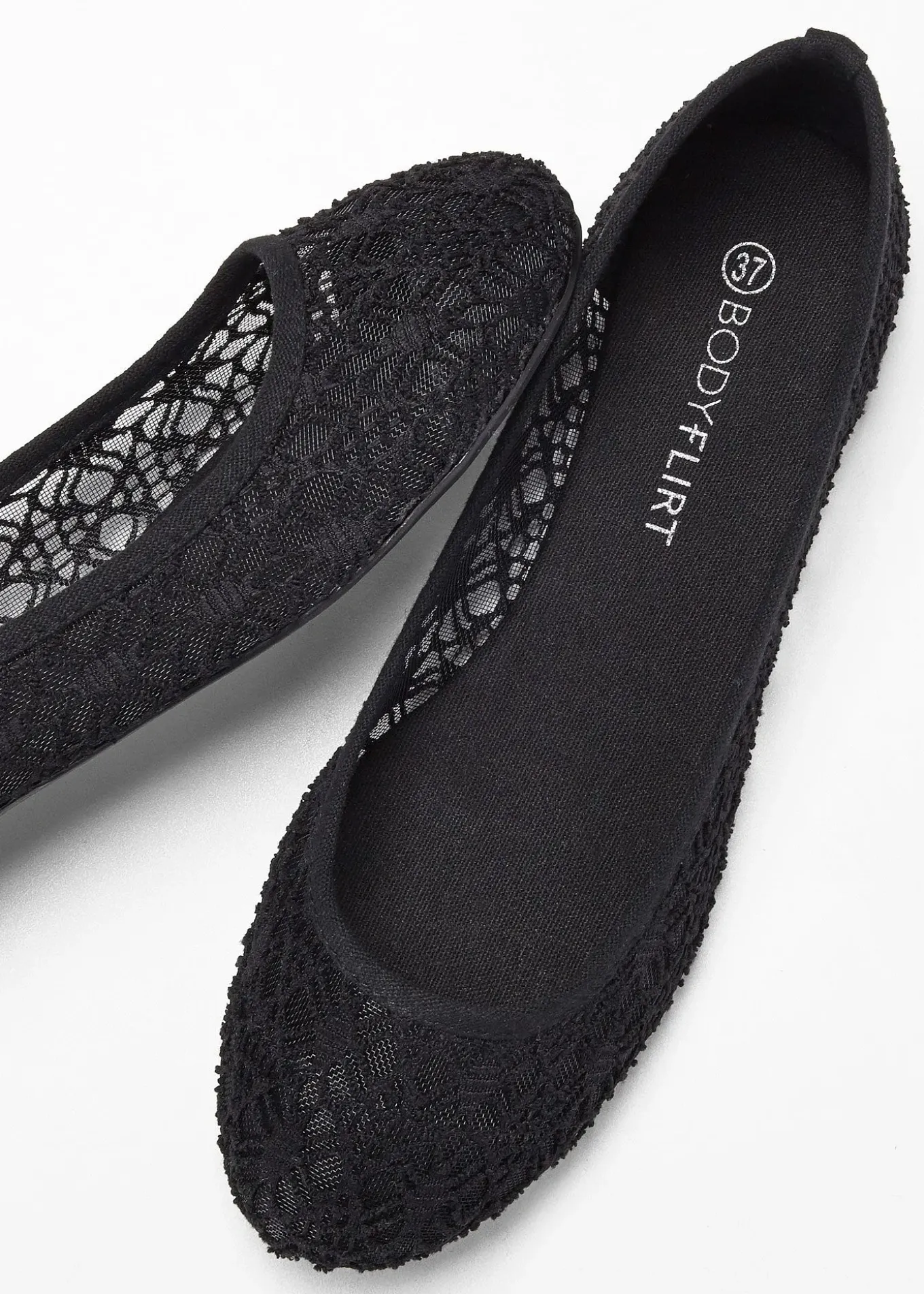 Ballerines à dentelle