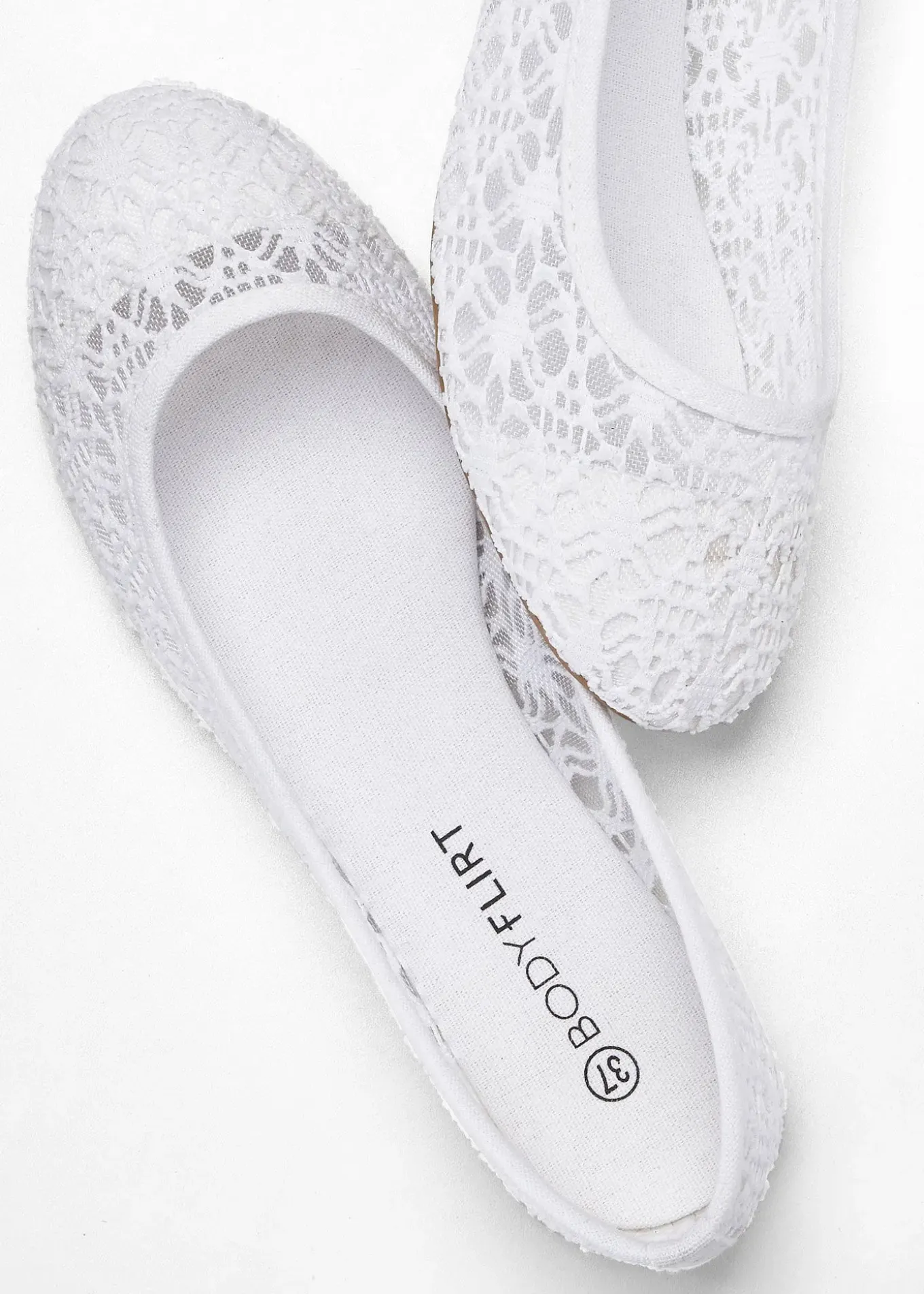 Ballerines à dentelle