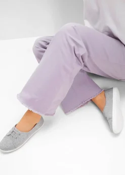 Ballerines à laçage décoratif