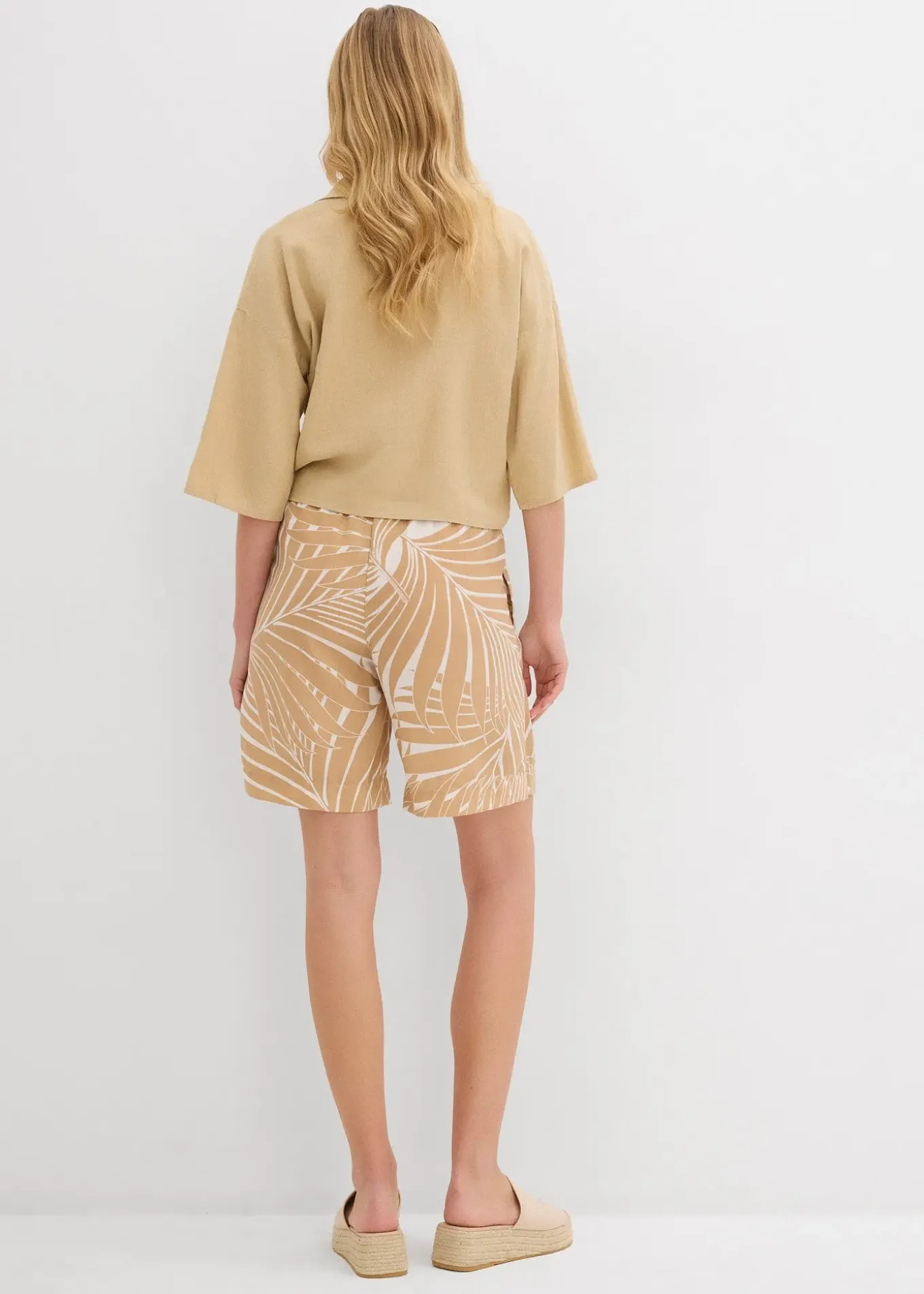 Bermuda avec taille élastiquée