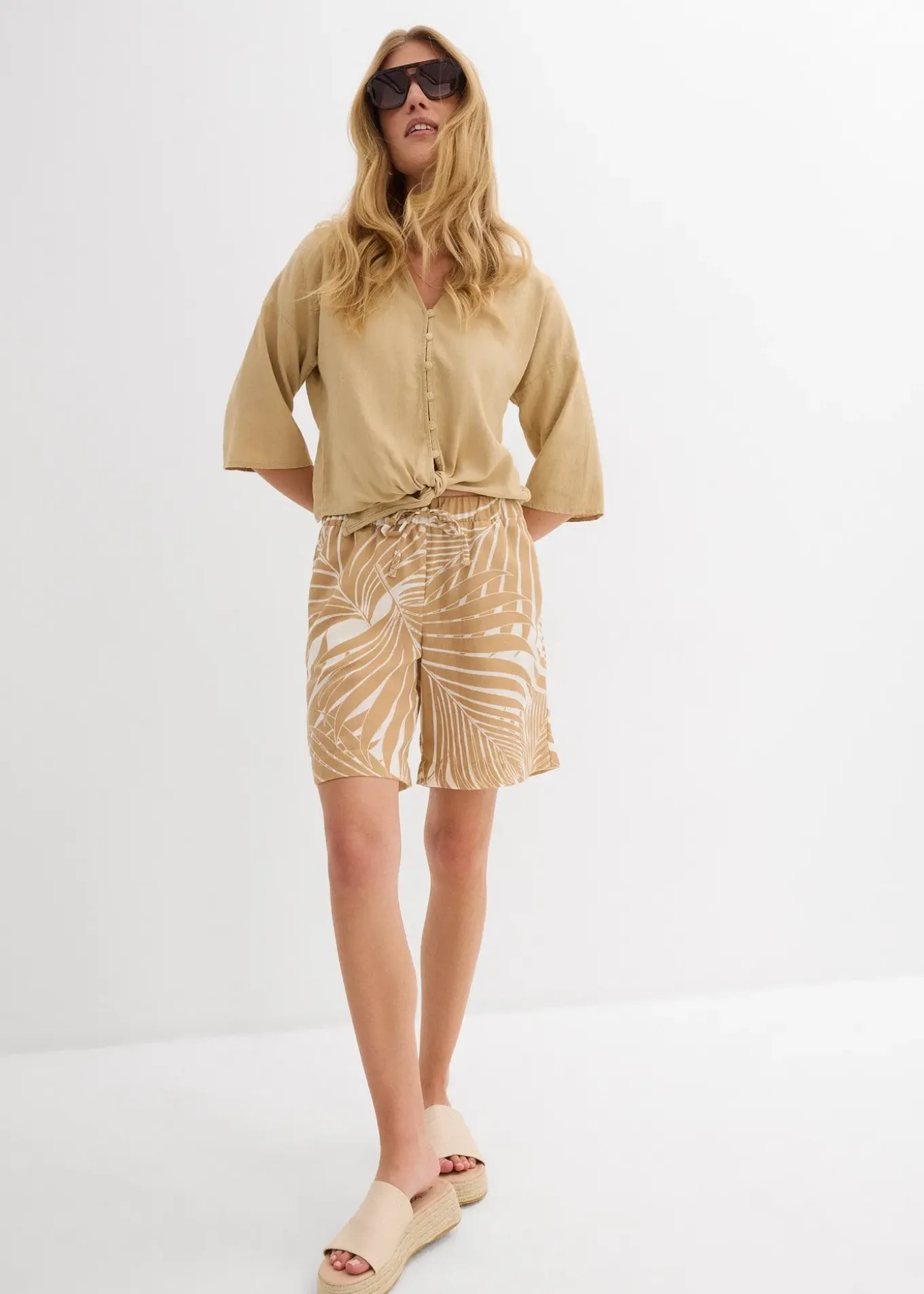 Bermuda avec taille élastiquée