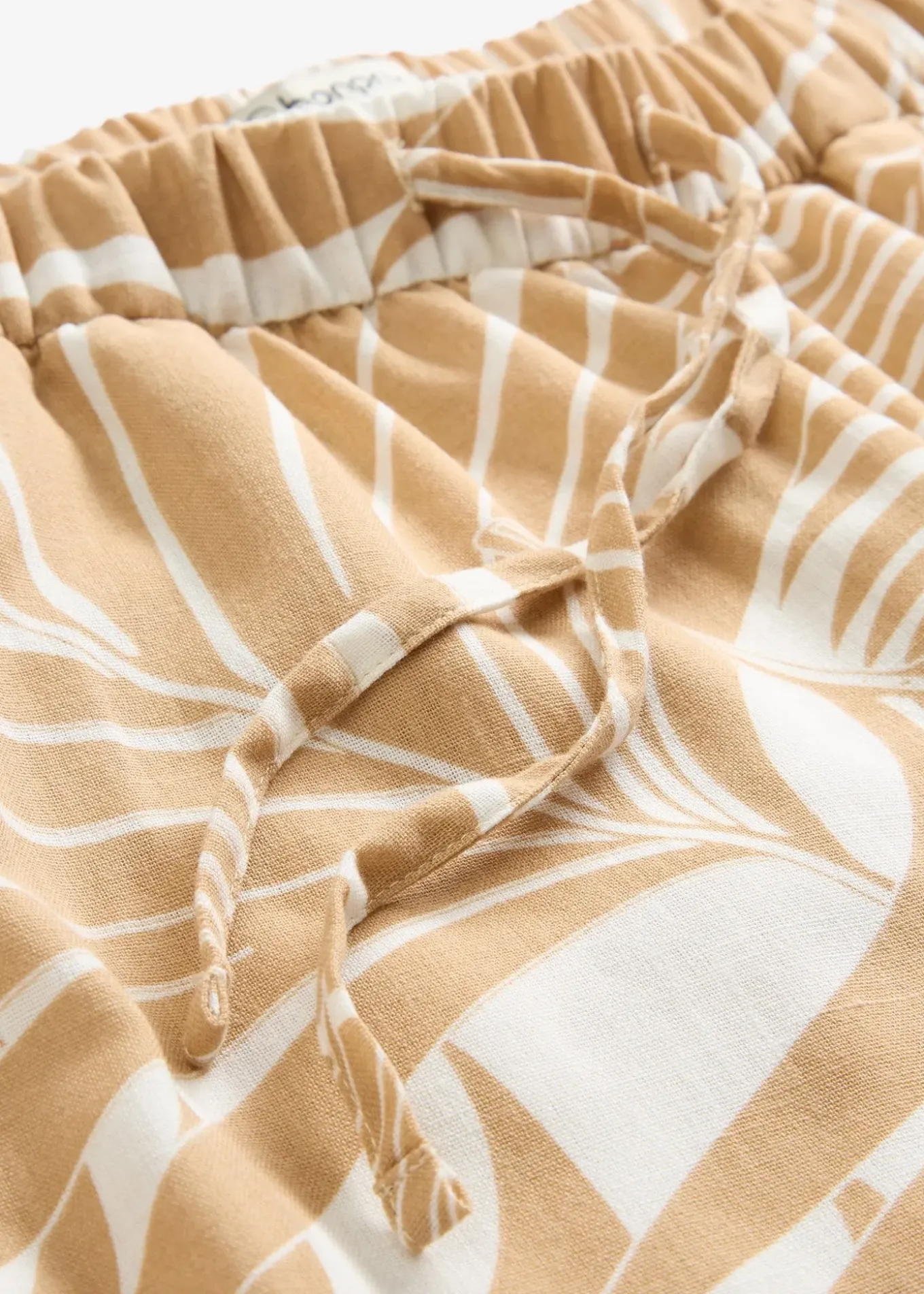 Bermuda avec taille élastiquée