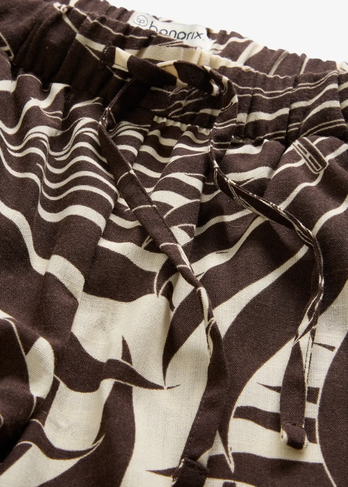 Bermuda avec taille élastiquée