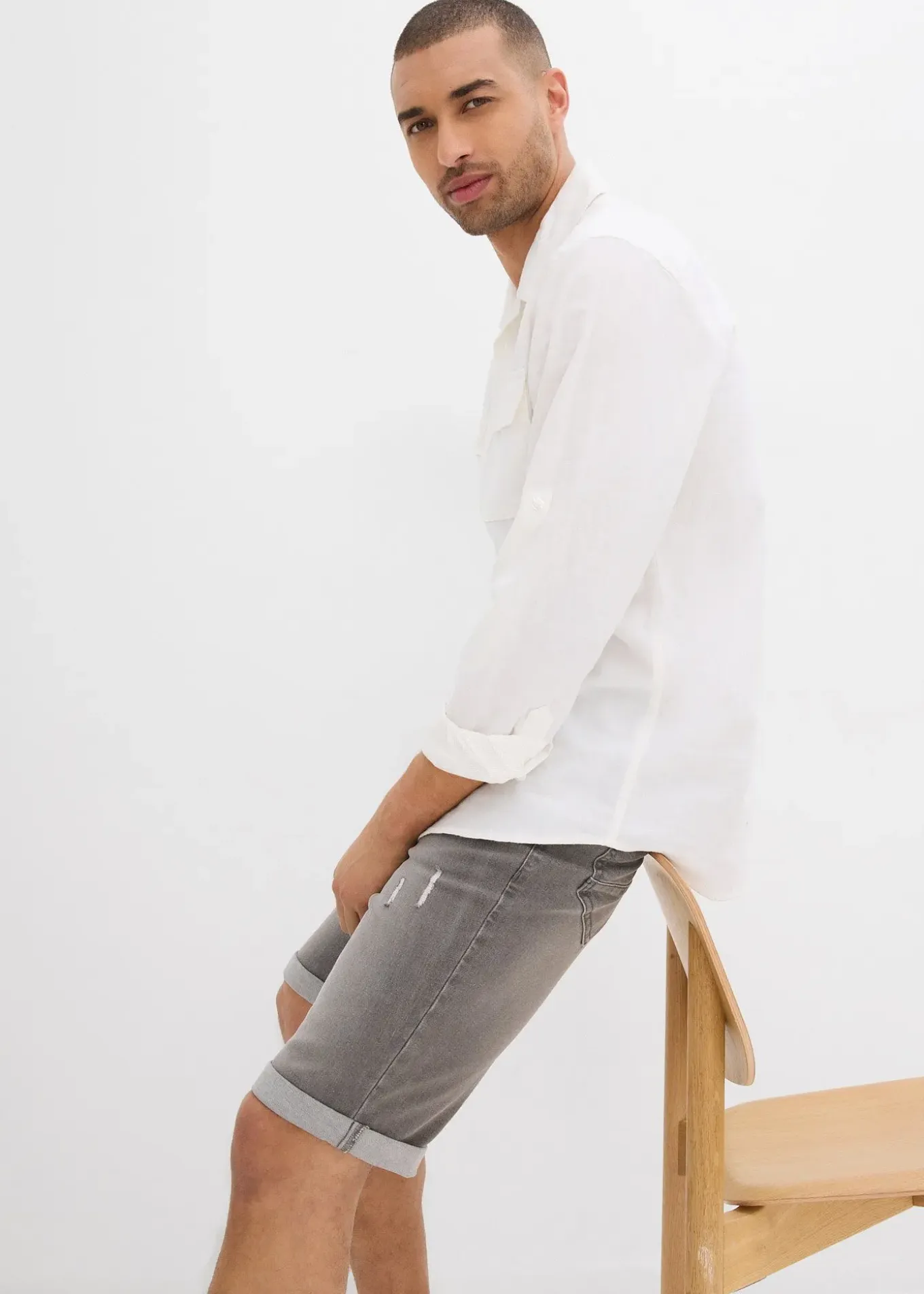 Bermuda en jean extensible, base retroussée, regular