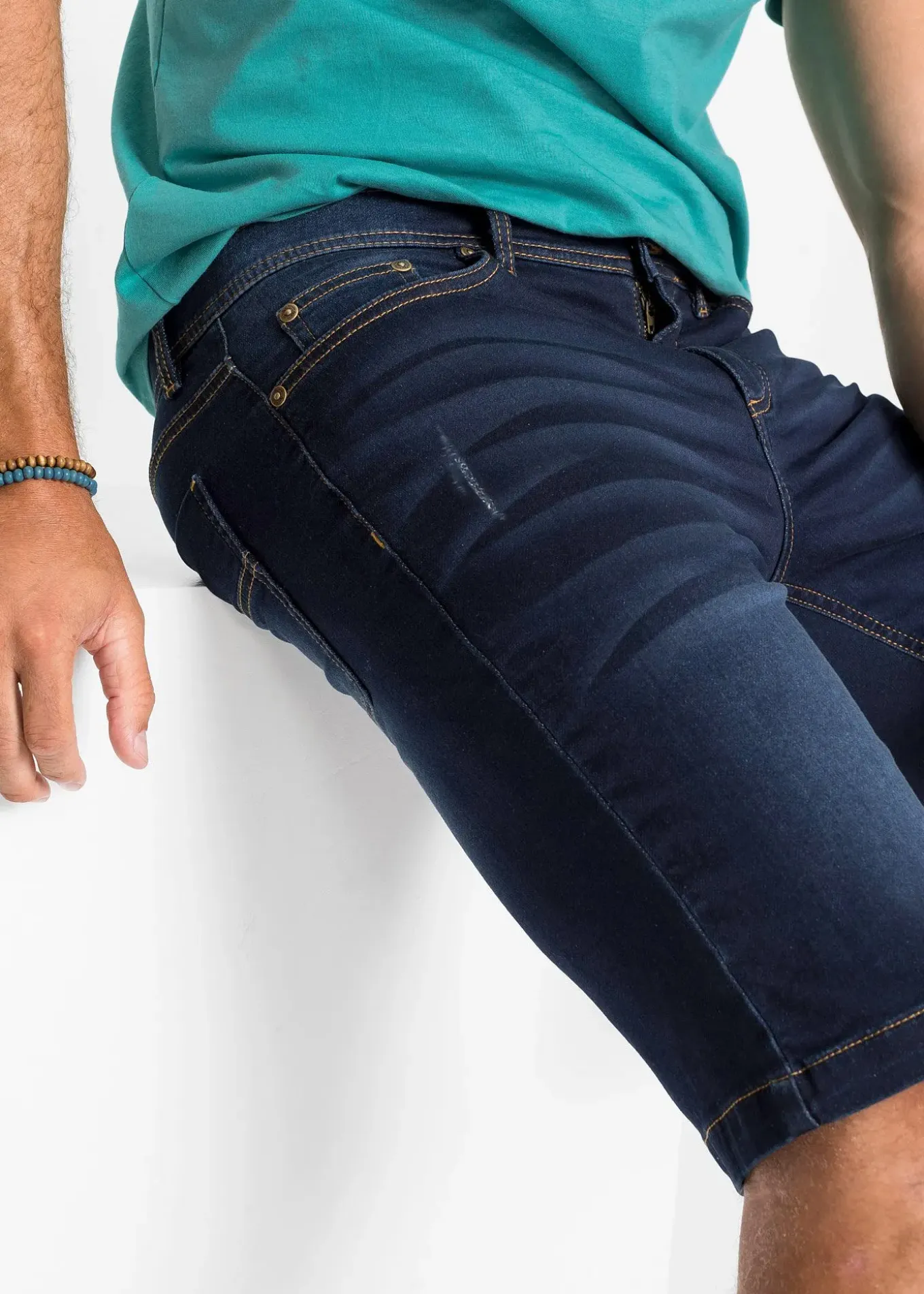 Bermuda en sweat effet jean, coupe ventre confort, regular