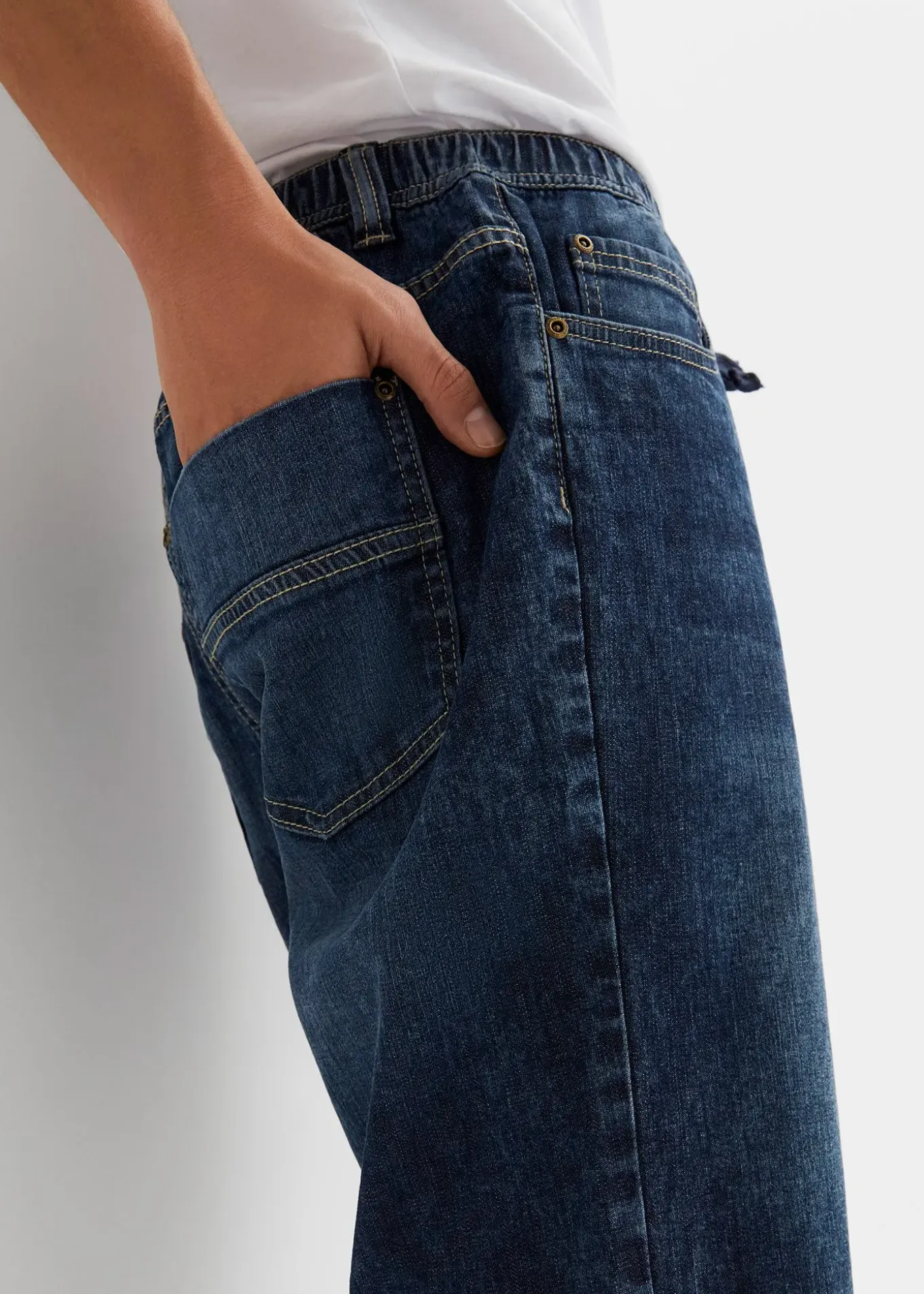 Bermuda taille élastiquée en denim léger, slim