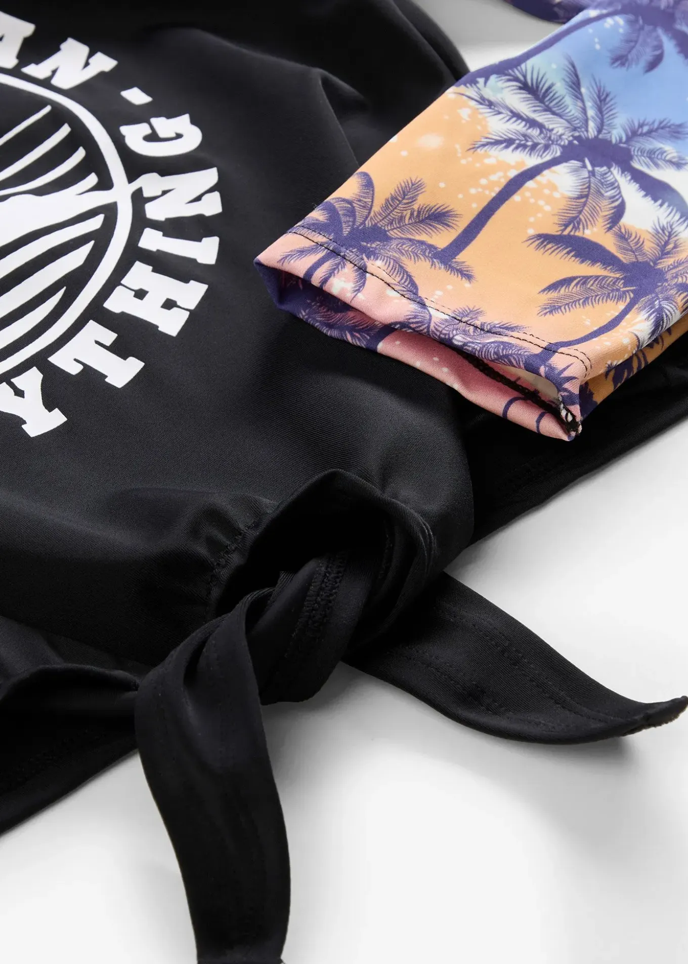 Bikini et haut de maillot (ens. 3 pces.)