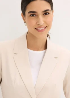 Blazer court avec poches à rabat