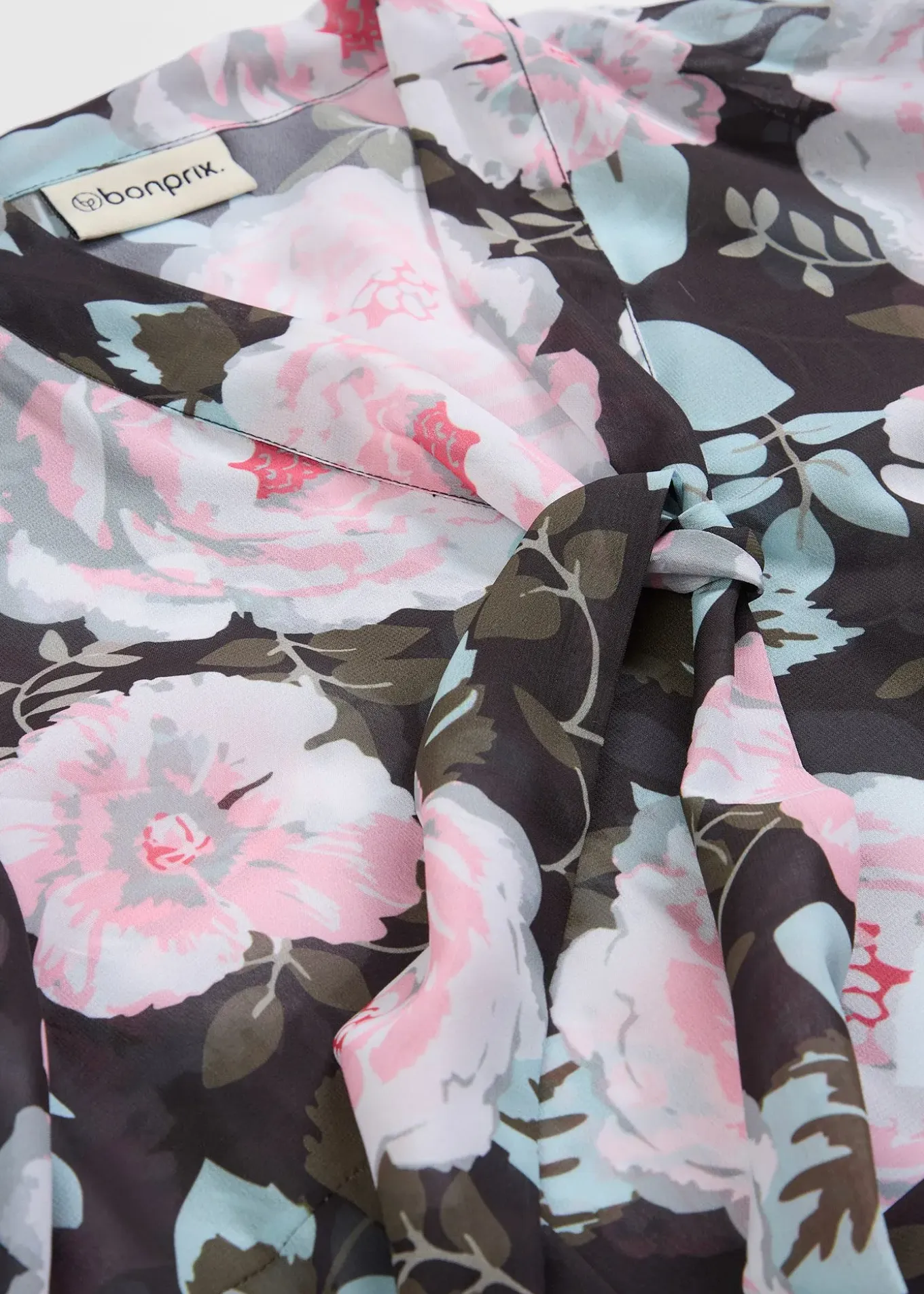 Blouse à lavallière