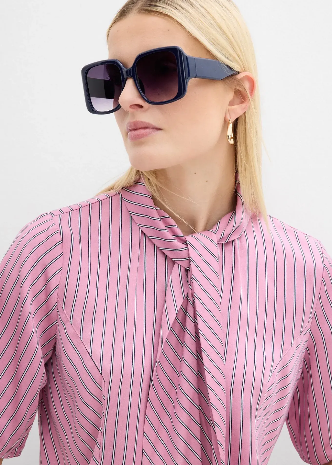 Blouse à lavallière en modal doux