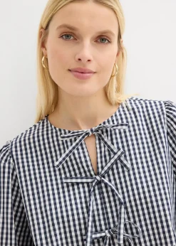 Blouse à nouettes