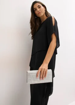 Blouse à pans, look superposé