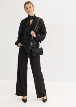 Blouse ample à broderies