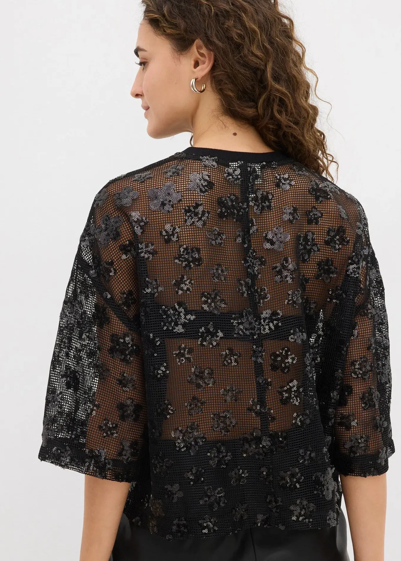 Blouse ample avec sequins