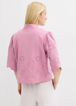 Blouse courte à broderies anglaises