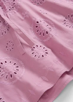 Blouse courte à broderies anglaises