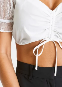 Blouse Dirndl avec manches en dentelle