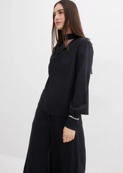 Blouse légèrement brillante