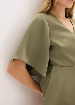 Blouse manches courtes à décolleté plongeant