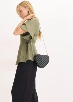 Blouse manches courtes à décolleté plongeant