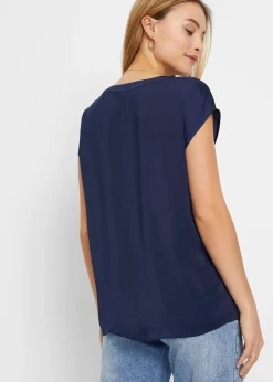 Blouse manches courtes ample en satin avec épaules descendues