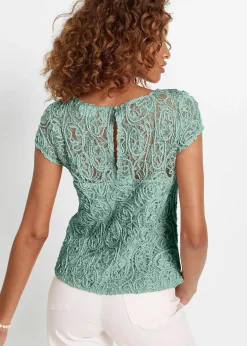 Blouse manches courtes en dentelle