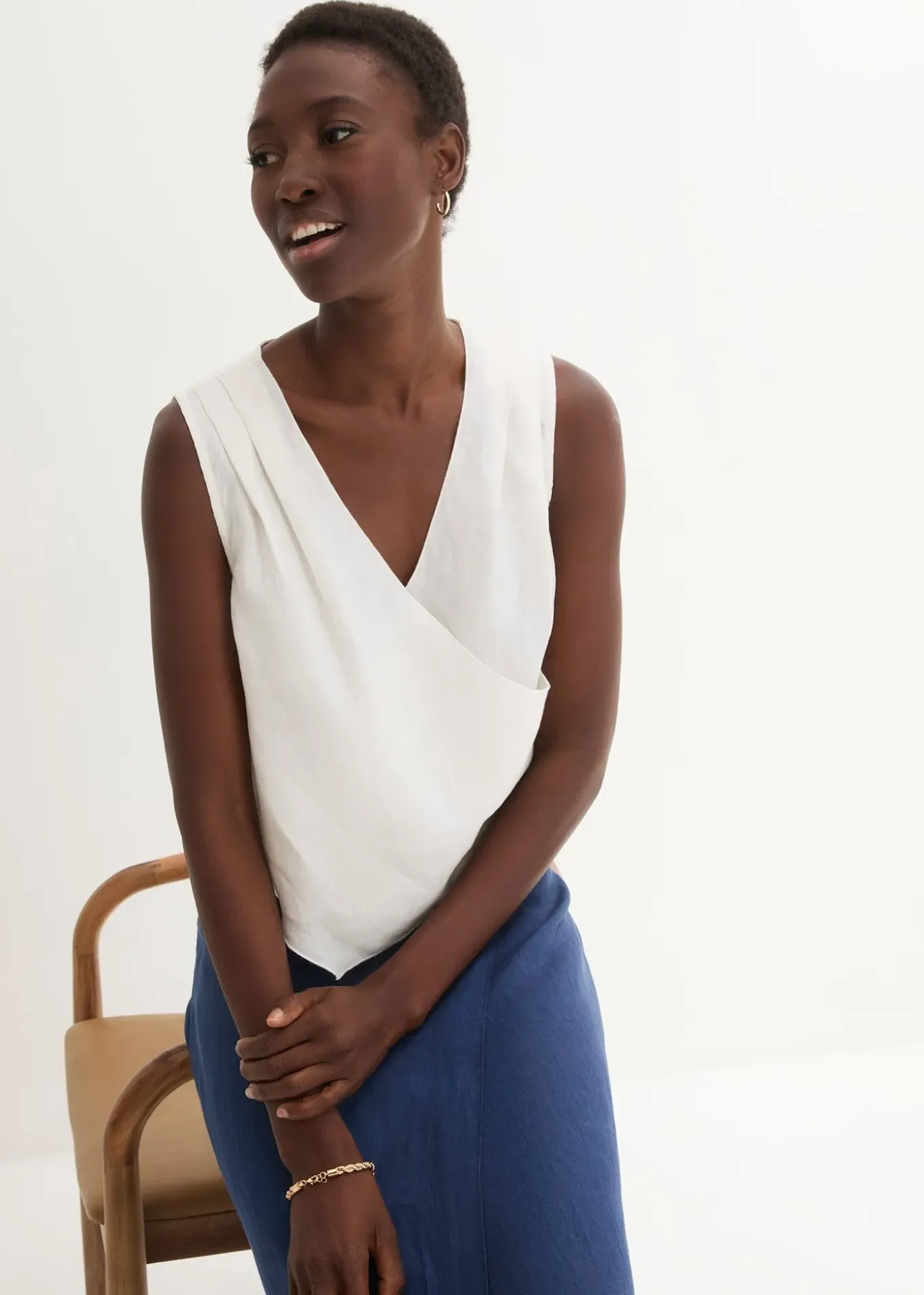 Blouse sans manches 100 % lin à encolure croisée