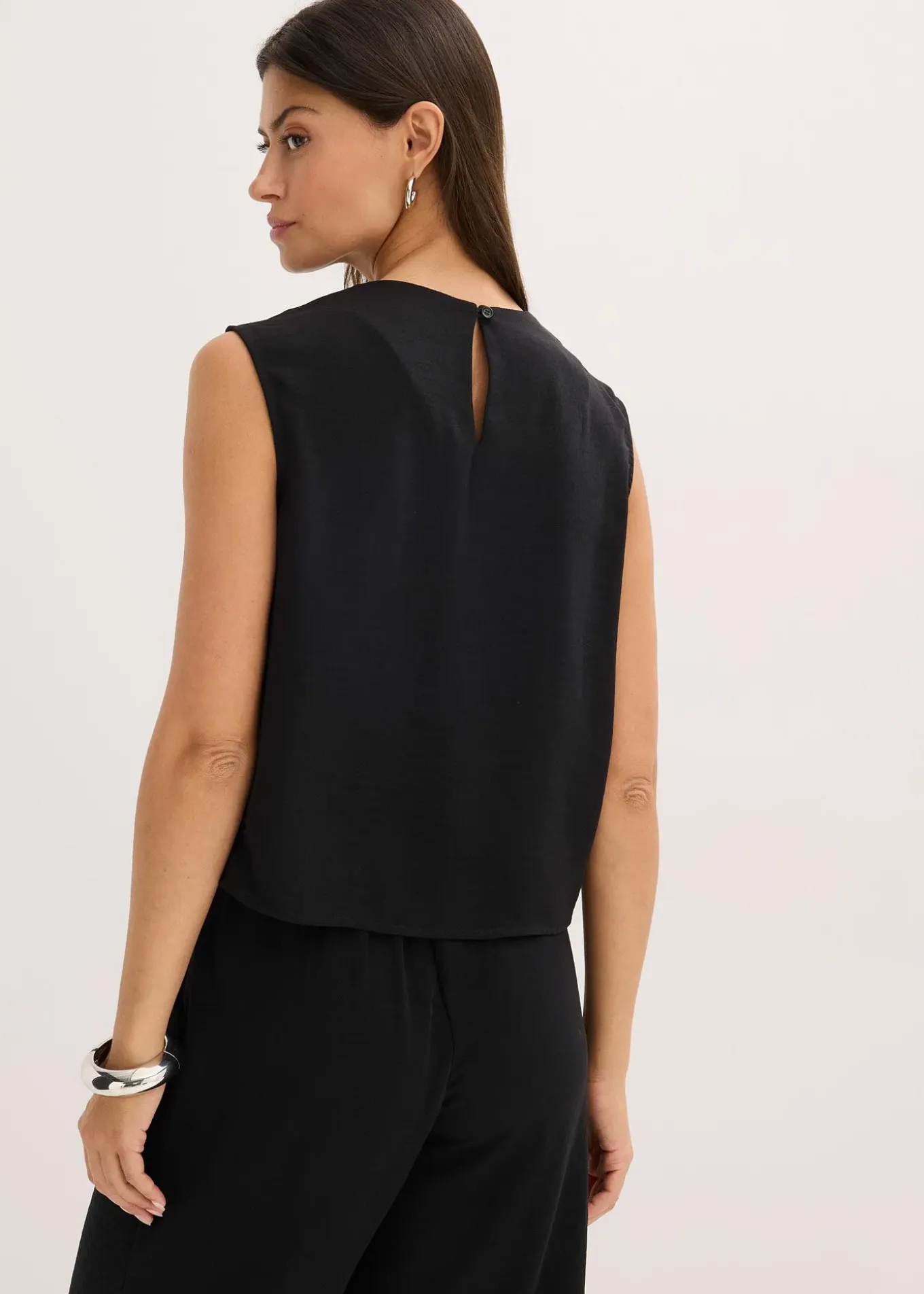 Blouse sans manches nouée sur le côté