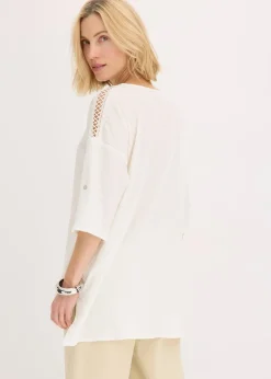 Blouse texturée avec bande de dentelle