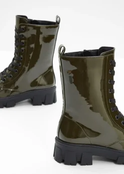 Boots à lacets vernies