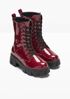 Boots à lacets vernies