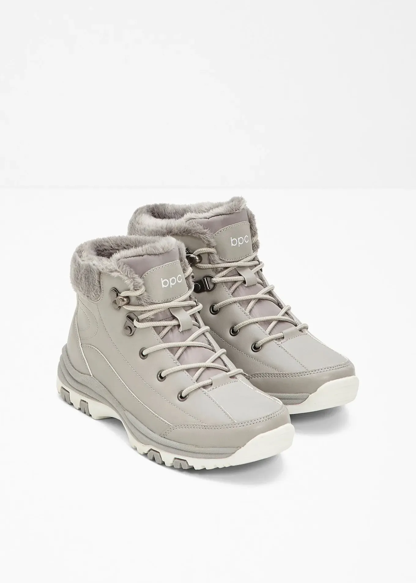 Boots fourrées à lacets