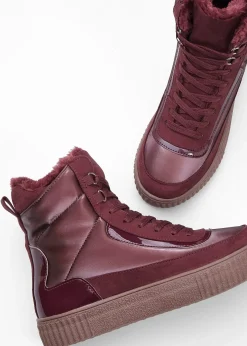 Boots fourrées à lacets