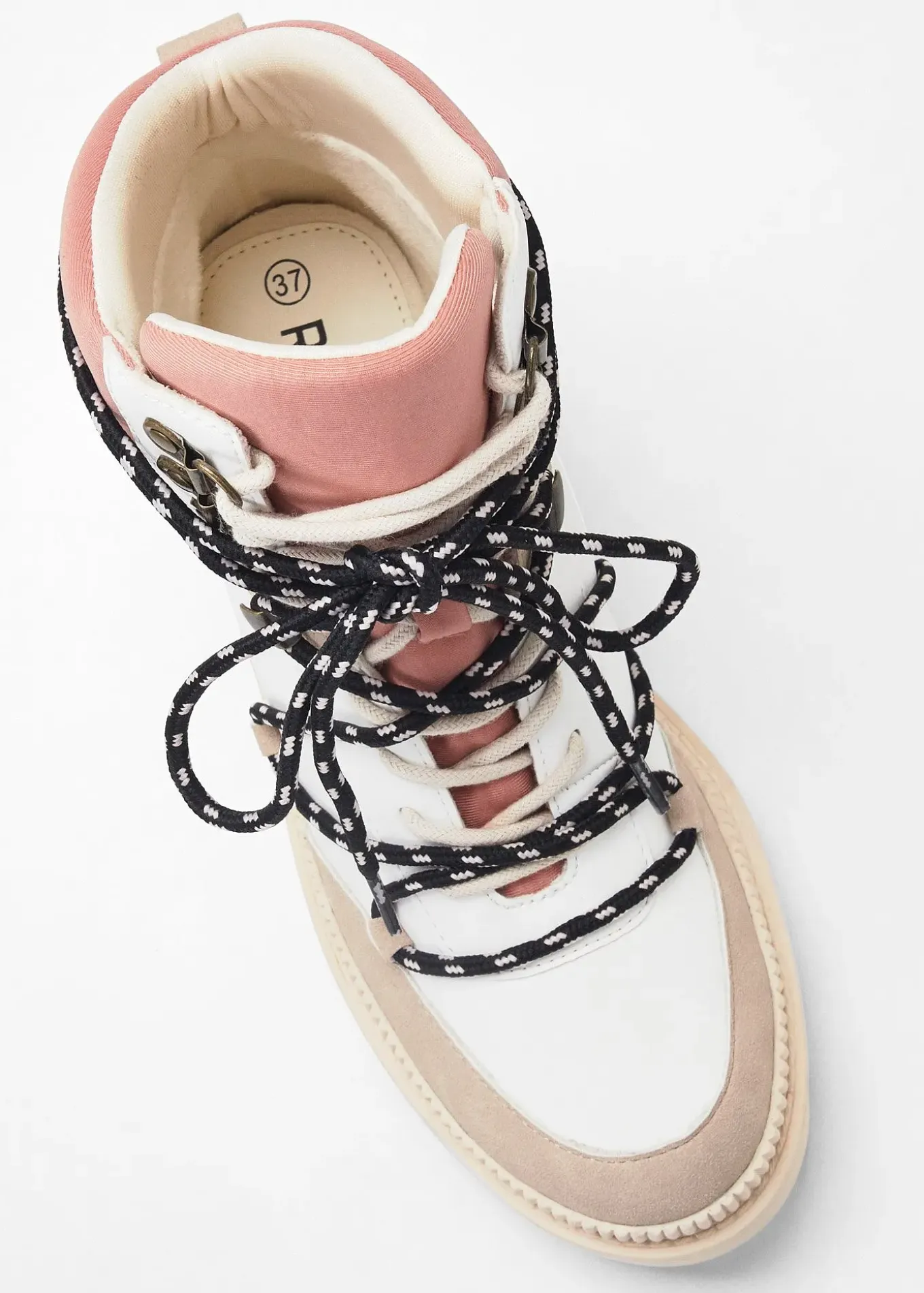 Boots fourrées à lacets