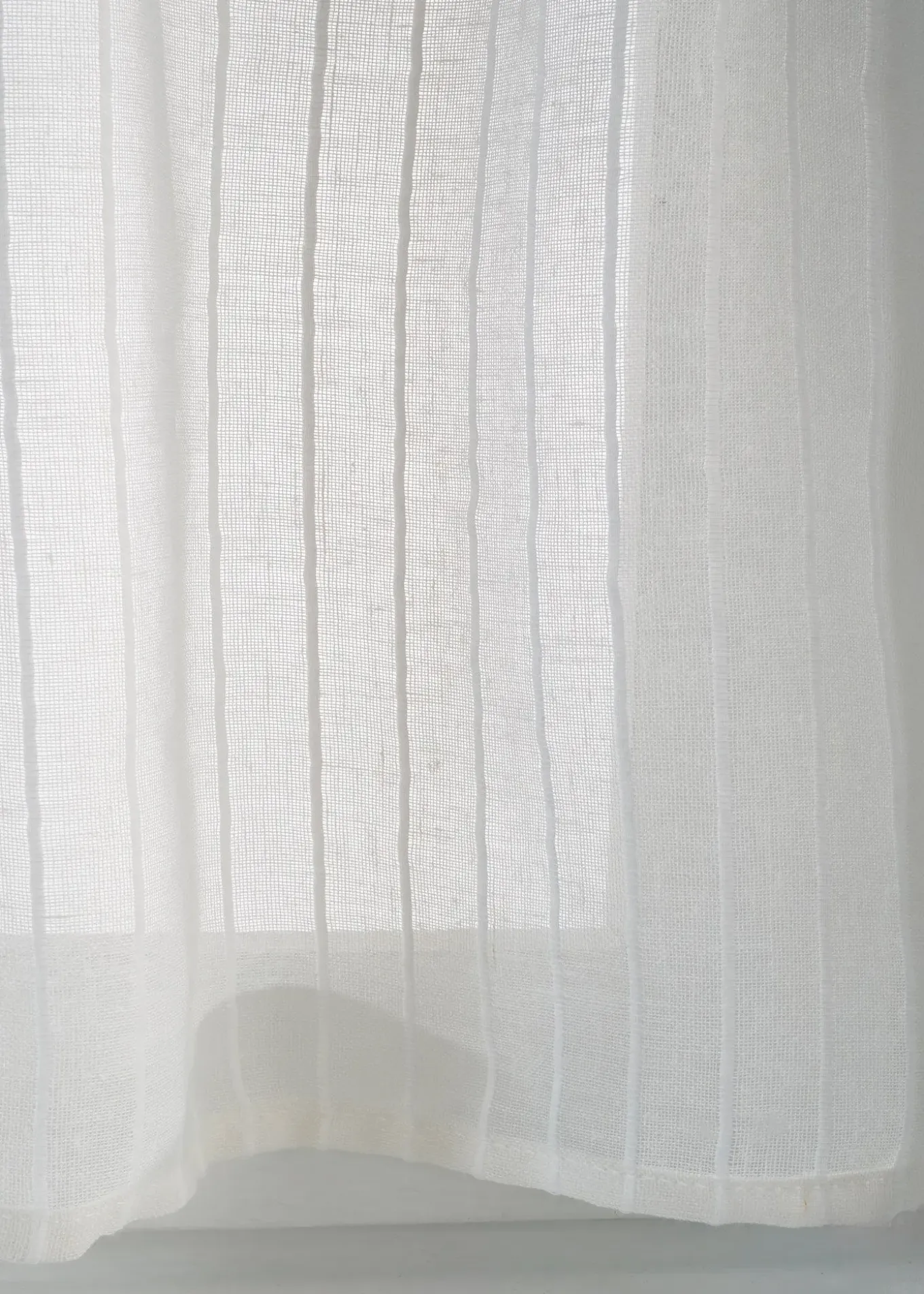 Brise-bise à fines rayures