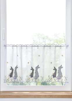 Brise-bise avec broderie