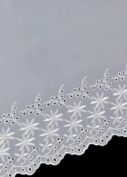 Brise-bise avec broderies anglaises et polyester recyclé