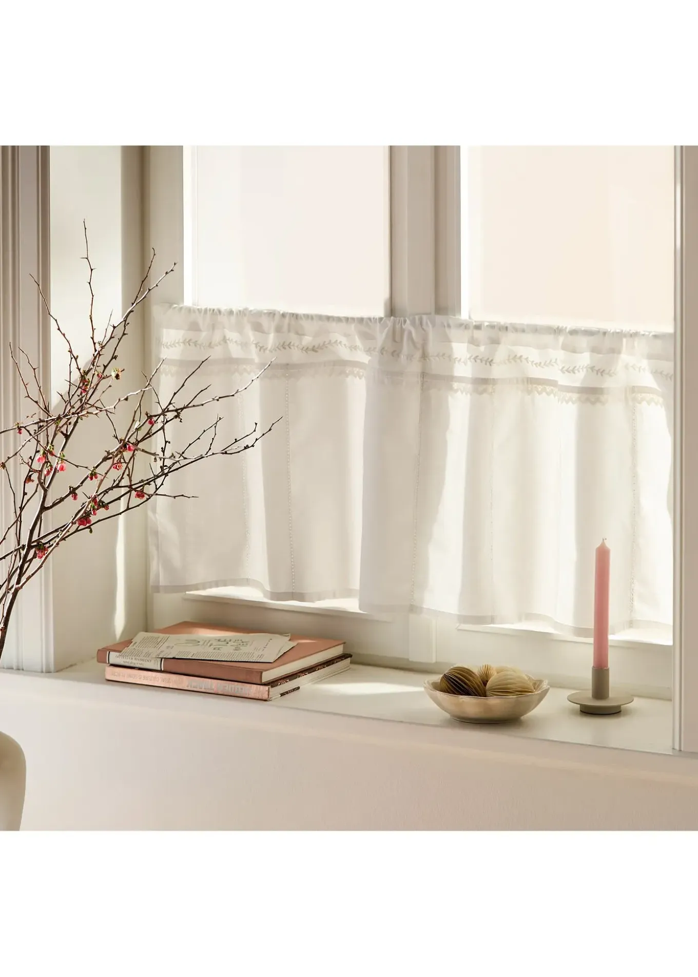 Brise-bise en coton avec bordure dentelle