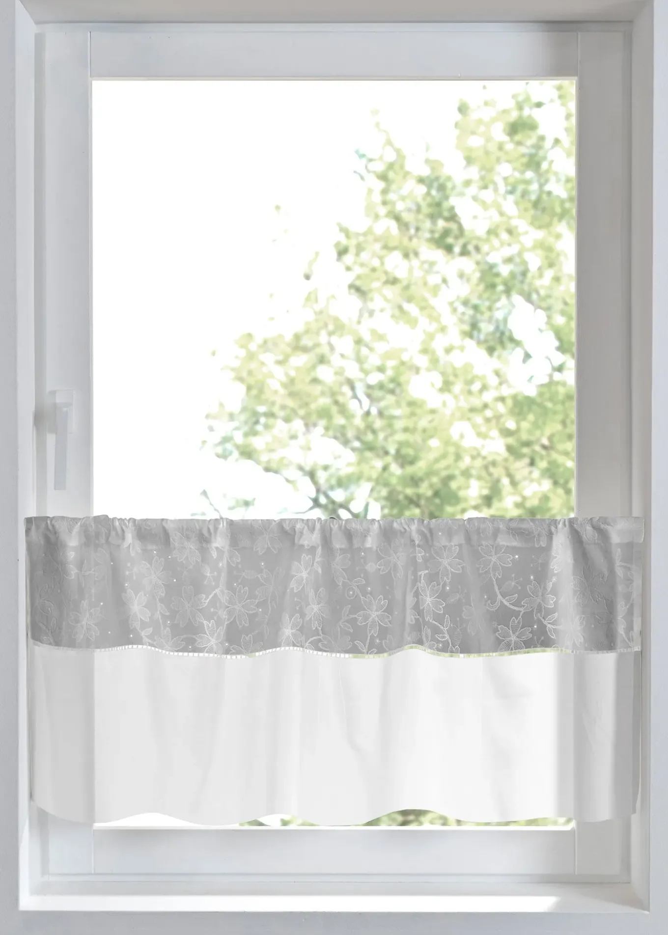 Brise-bise en coton avec broderies