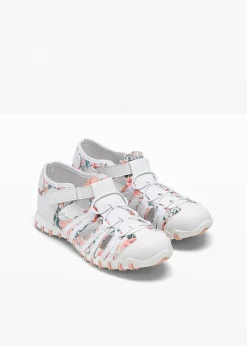 Chaussures à semelle crantée