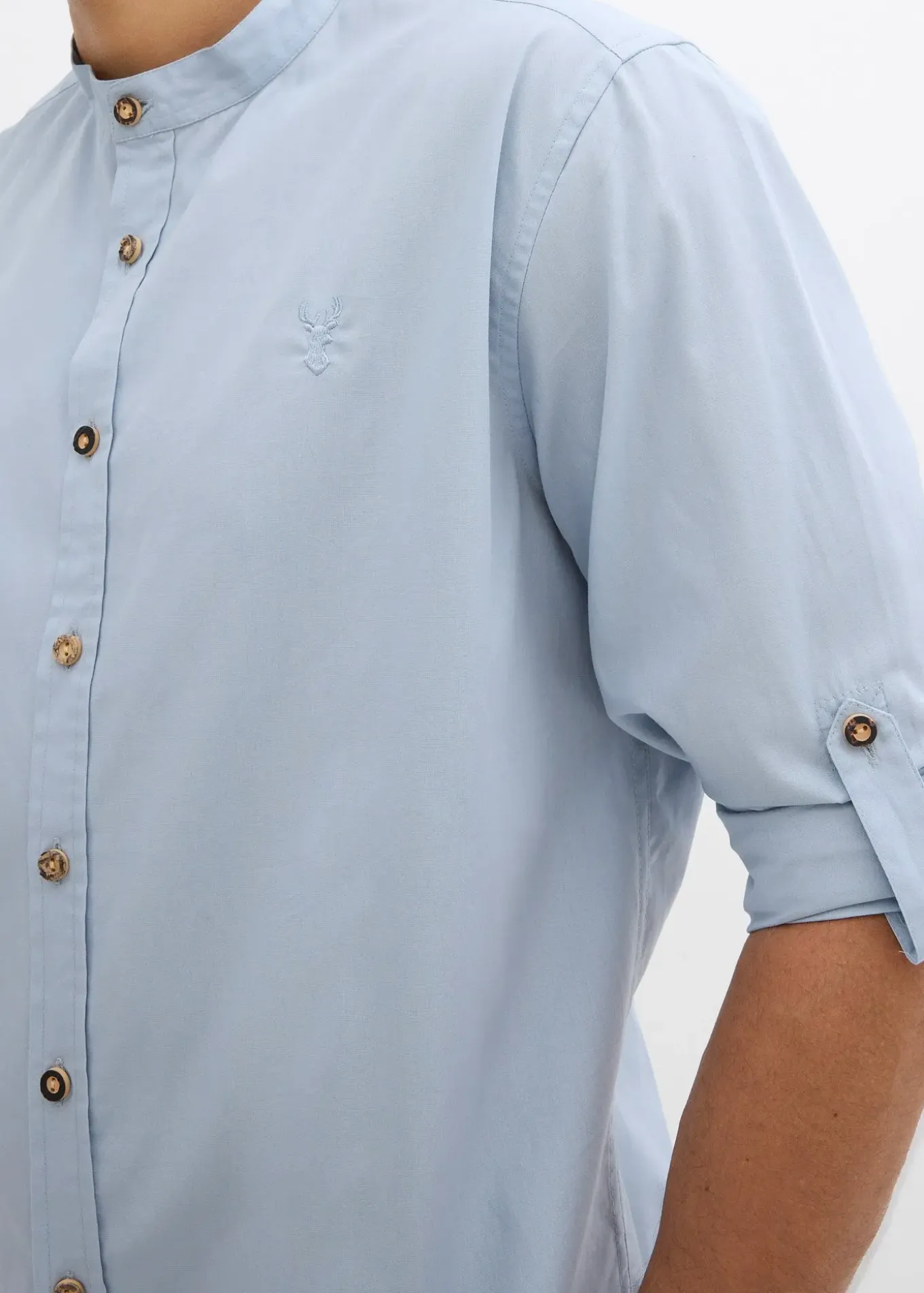 Chemise bavaroise avec manches retroussables