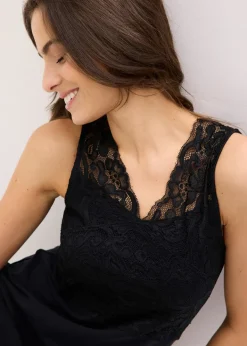 Chemise de nuit avec empiècement dentelle