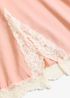 Chemise de nuit courte avec dentelle