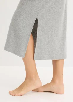 Chemise de nuit en matière côtelée avec boutons