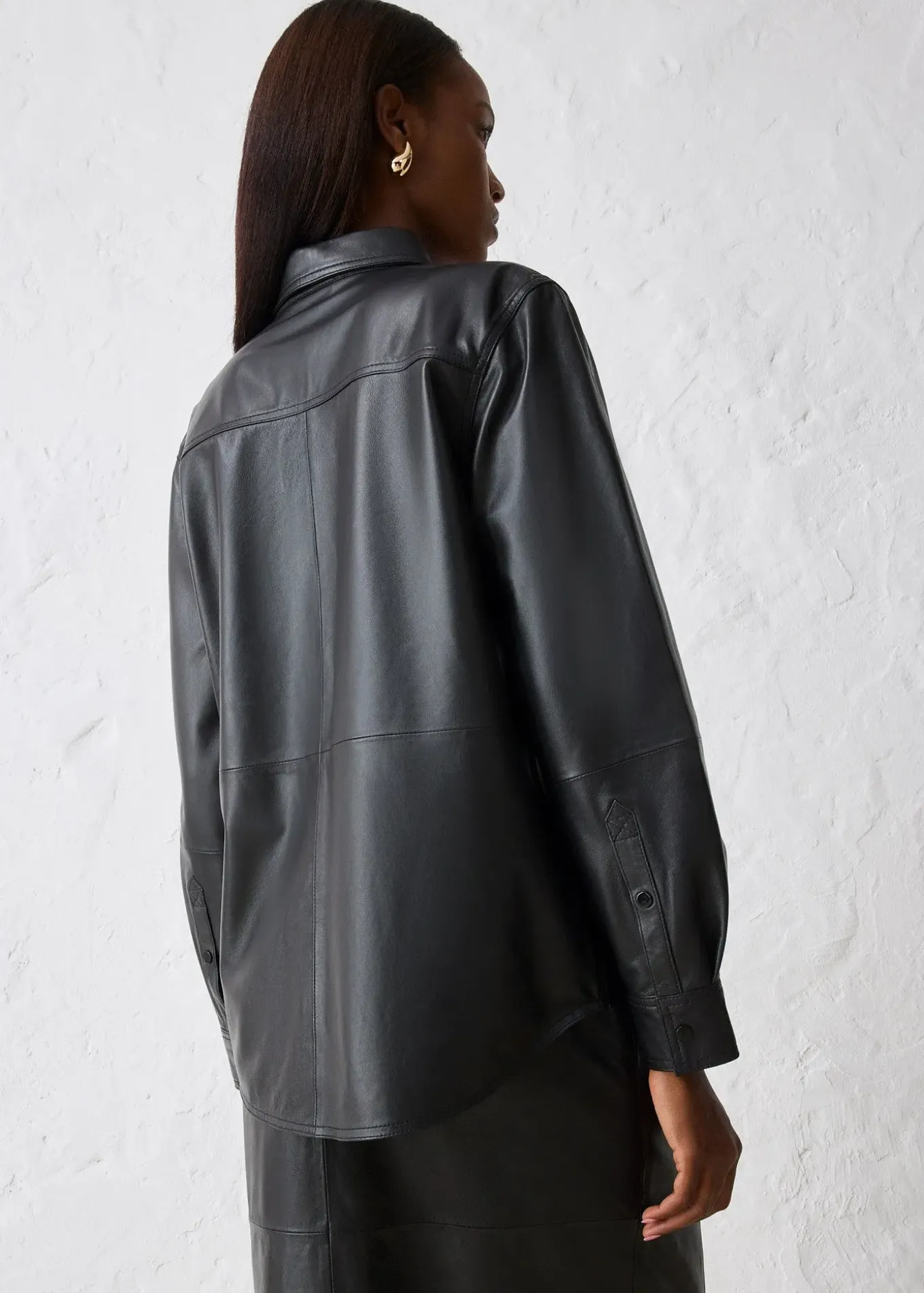 Chemise en cuir d’agneau nappa