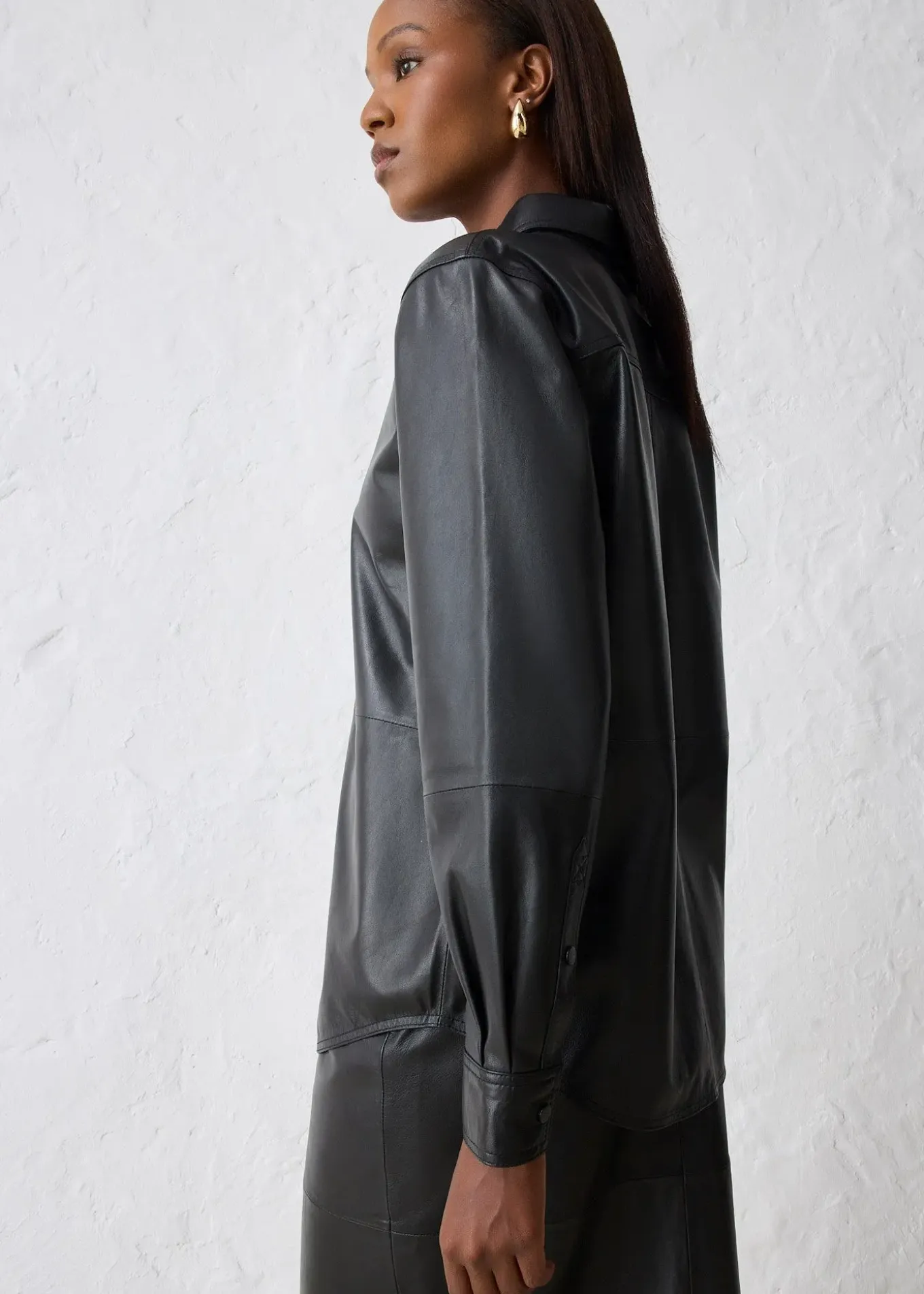 Chemise en cuir d’agneau nappa