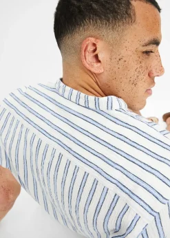 Chemise manches courtes, aspect froissé