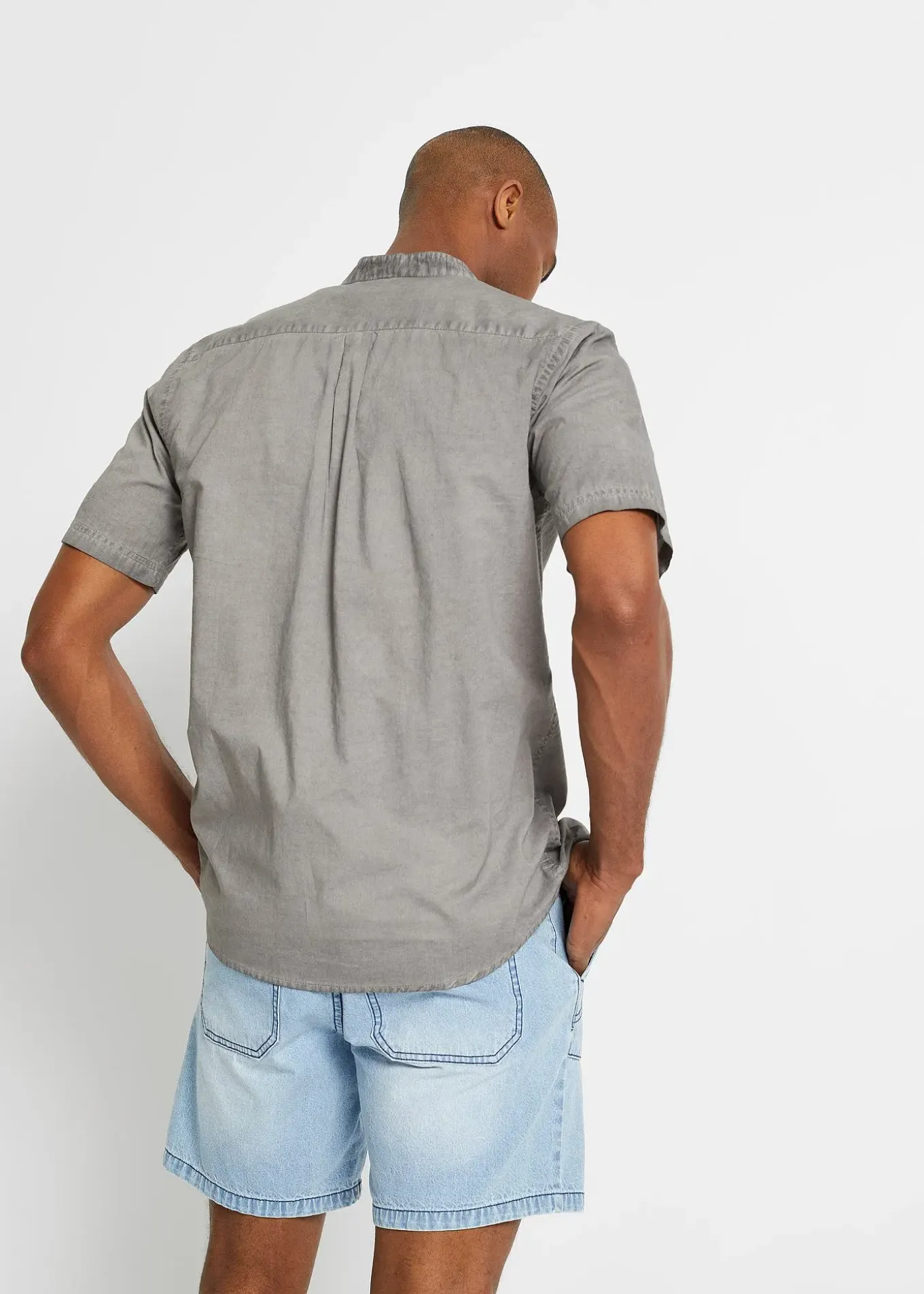 Chemise manches courtes aspect délavé