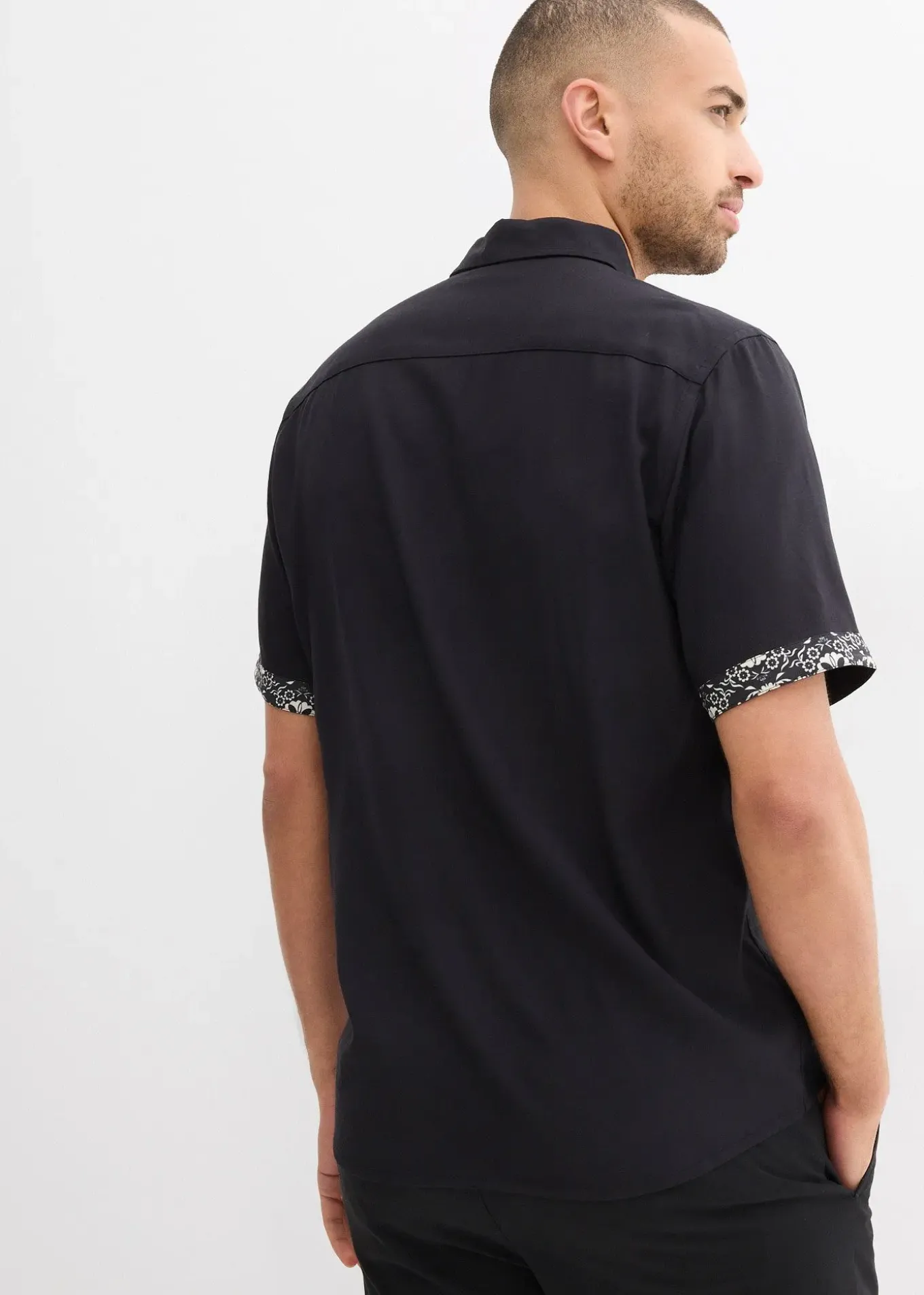 Chemise manches courtes en viscose, slim