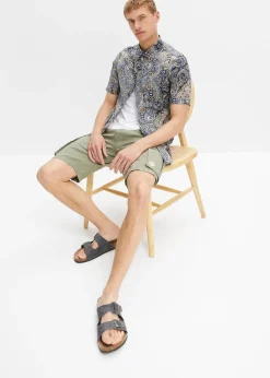 Chemise manches courtes en matière estivale légère